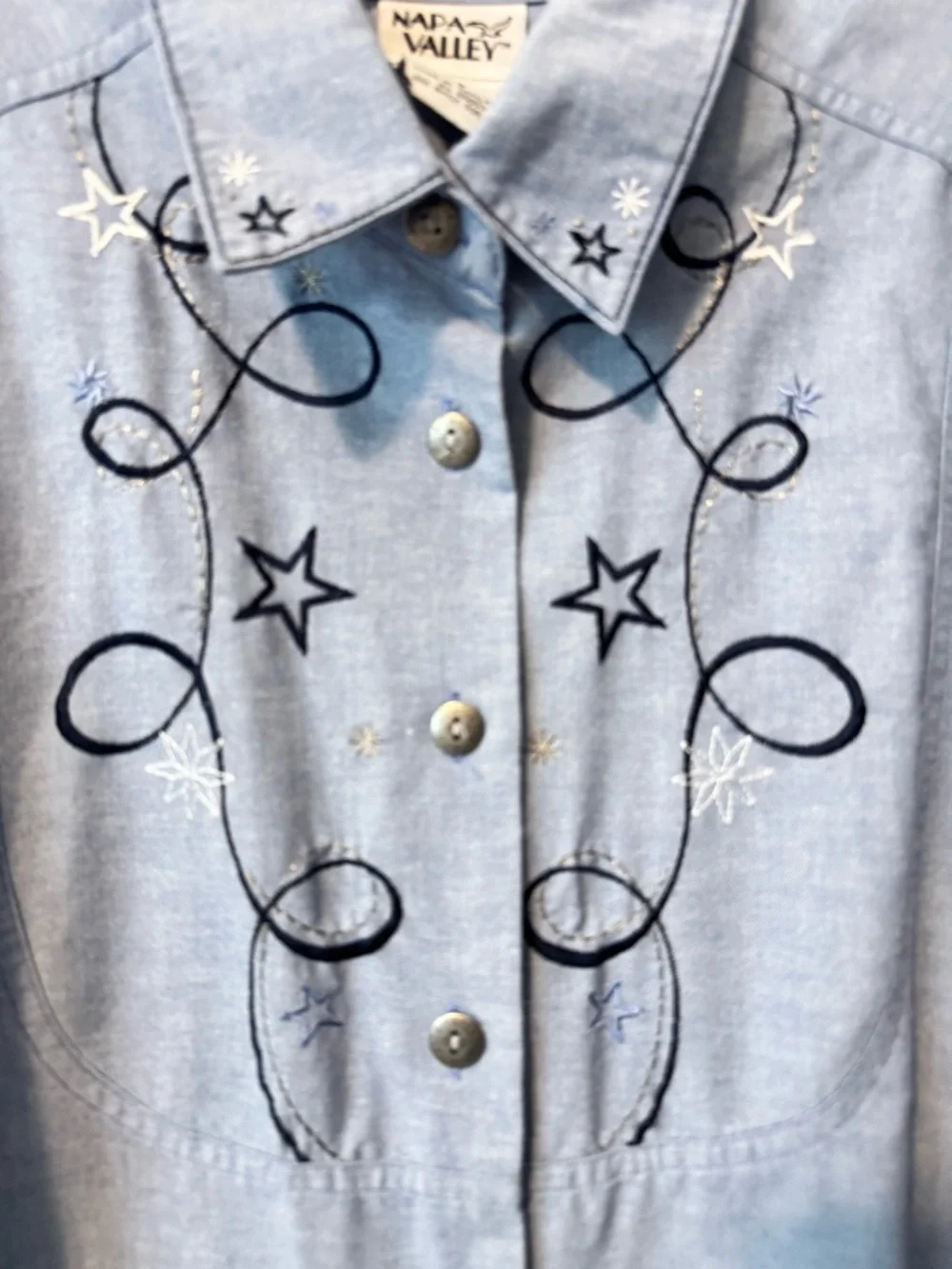 Vintage Western Chambray Shirt L Blue Embroidered Star Cowgirl Rodeo Top